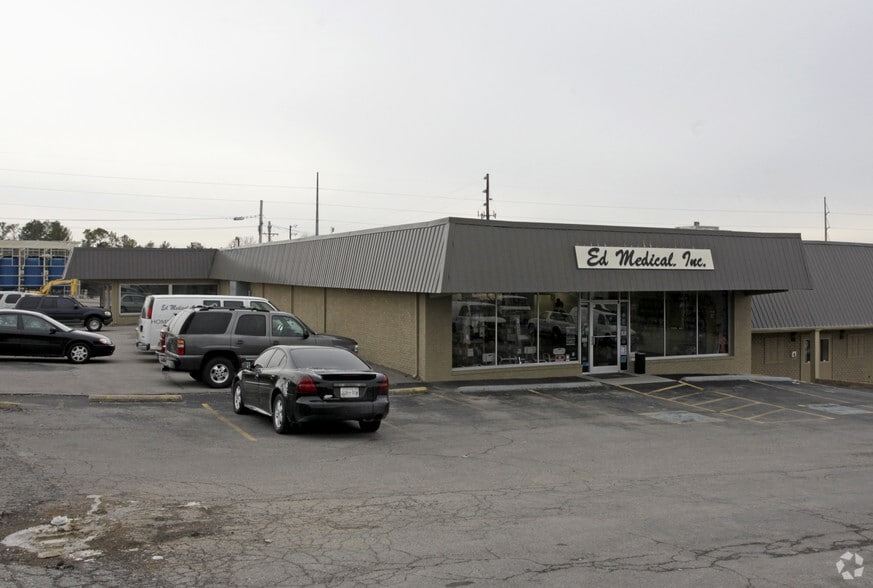 106 Free Hill Rd, Hendersonville, TN for lease - Building Photo - Image 1 of 21