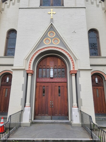 91 Wurts St, Kingston, NY à vendre - Photo du bâtiment - Image 2 de 8