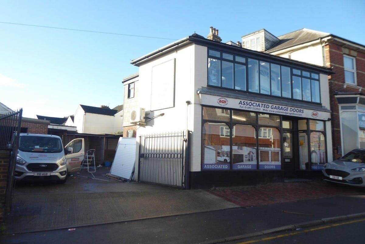 57 High Brooms Rd, Tunbridge Wells à vendre Photo du bâtiment- Image 1 de 8