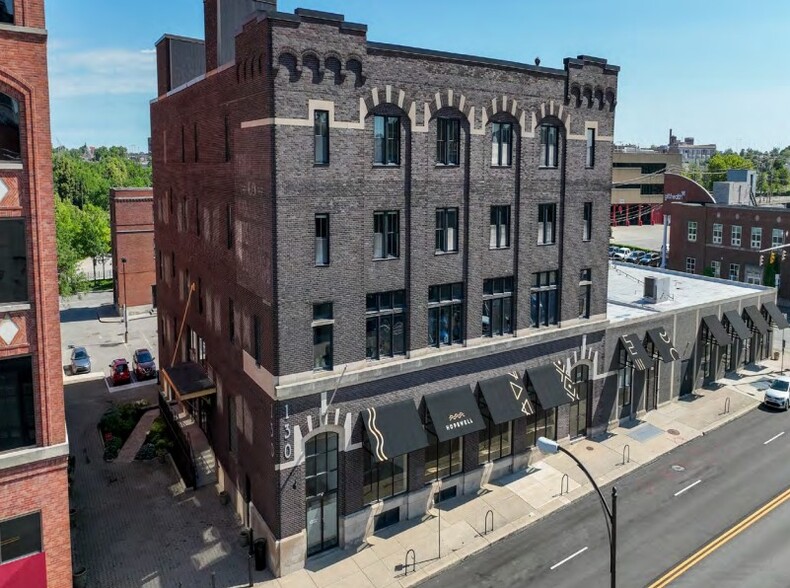 130-136 E Chestnut St, Columbus, OH for lease - Building Photo - Image 1 of 13