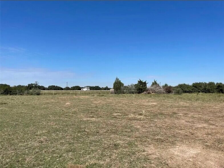 6164 E I-10, Cat Spring, TX à vendre - Photo du bâtiment - Image 3 de 6