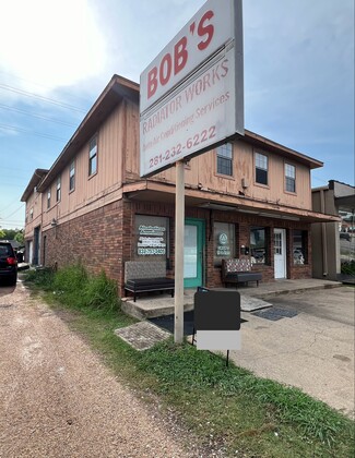 Plus de détails pour 1010 1st St, Rosenberg, TX - Multi-résidentiel à vendre