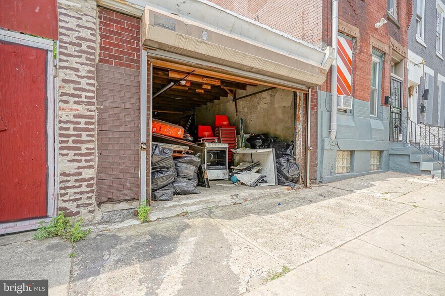 2958 Kensington Ave, Philadelphia, PA for sale - Building Photo - Image 2 of 22