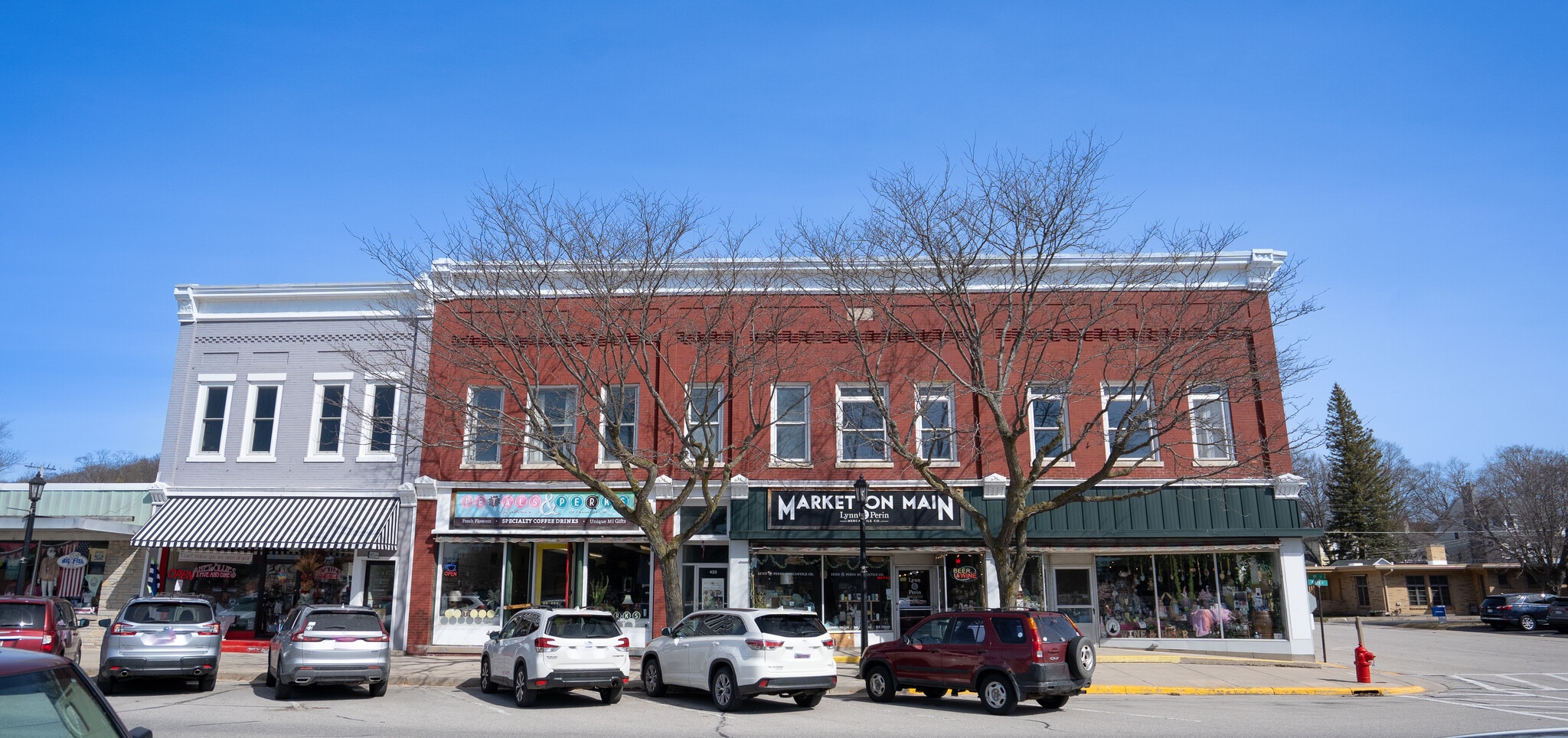 433 Main St, Frankfort, MI for sale Primary Photo- Image 1 of 43