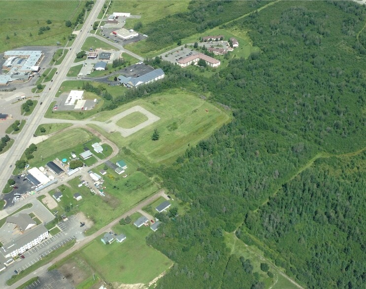 3411 I-75 Business Spur, Sault Sainte Marie, MI for sale - Building Photo - Image 3 of 3
