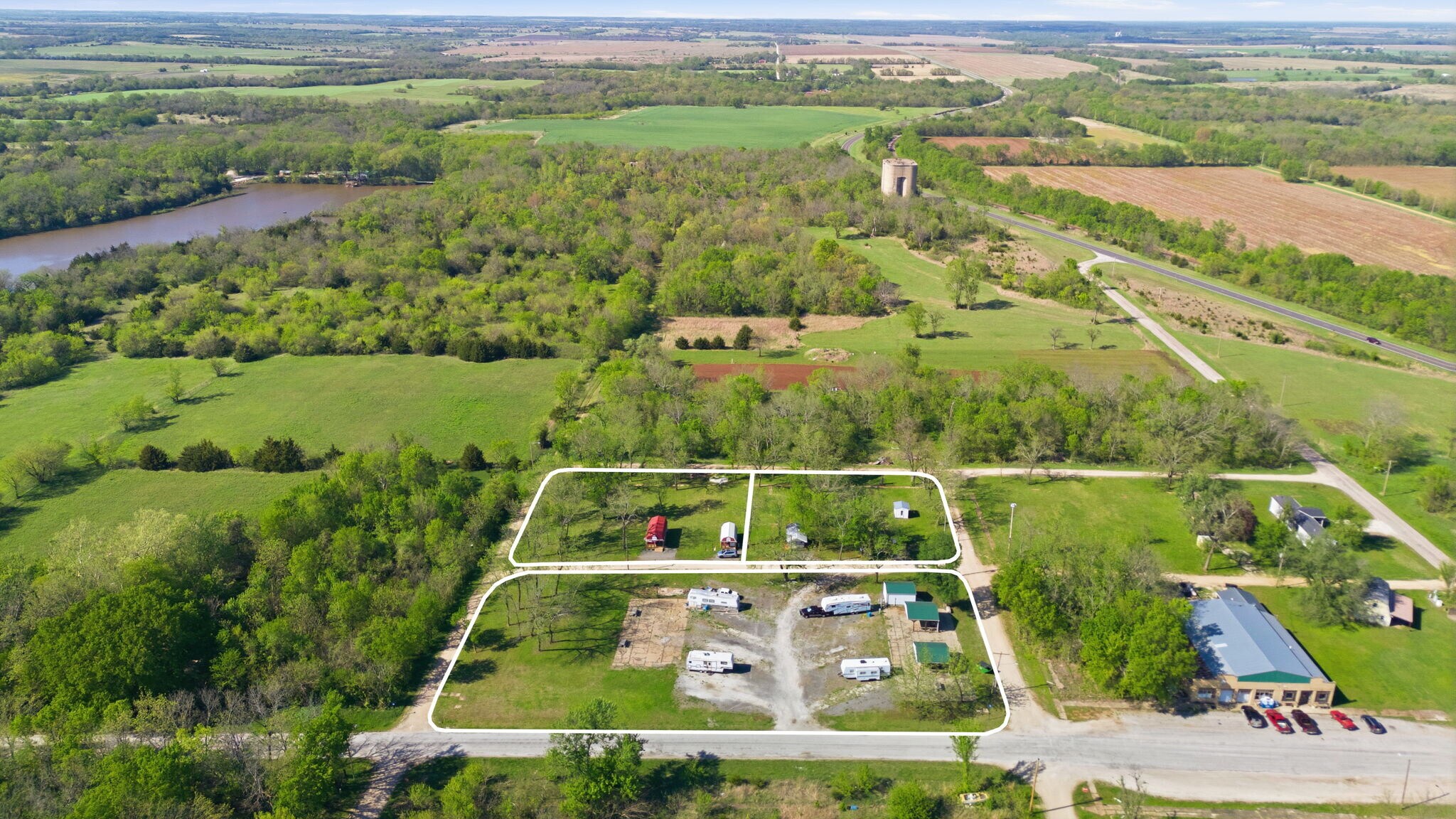 74 3rd St, Moran, KS for sale Primary Photo- Image 1 of 68