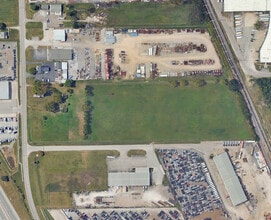 2262 Refugee Rd, Columbus, OH - Aerial map view