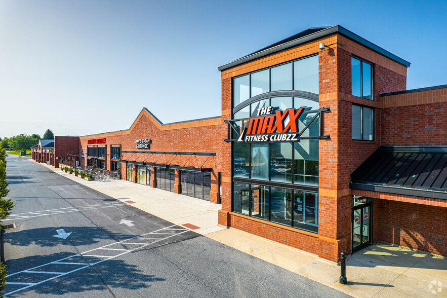 240-278 Eagleview Blvd, Exton, PA for lease - Primary Photo - Image 1 of 39