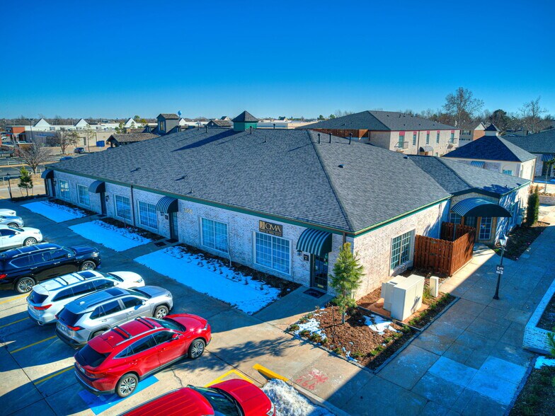 3100 W Britton Rd, Oklahoma City, OK à louer - Photo du bâtiment - Image 2 de 5