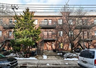 Plus de détails pour 5937-5947 Av De L'esplanade, Montréal, QC - Multi-résidentiel à vendre