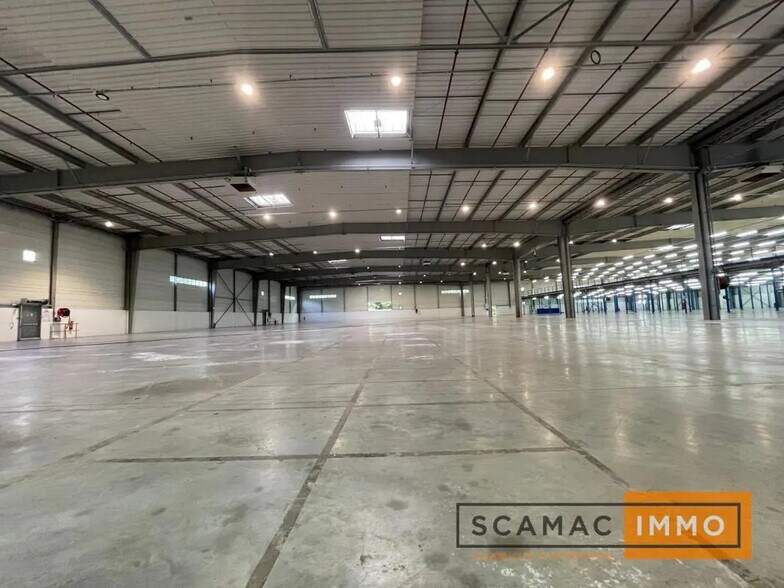 Office in Wissous for lease - Building Photo - Image 2 of 10