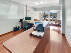 44-52 Pine Ave, Leeton for lease Interior Photo- Image 2 of 7