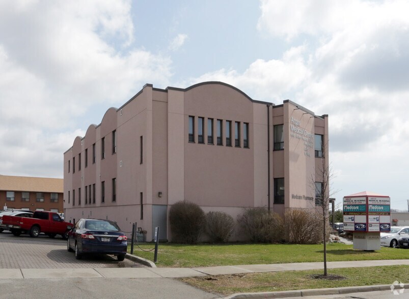 581 Argus Rd, Oakville, ON for lease - Building Photo - Image 2 of 2