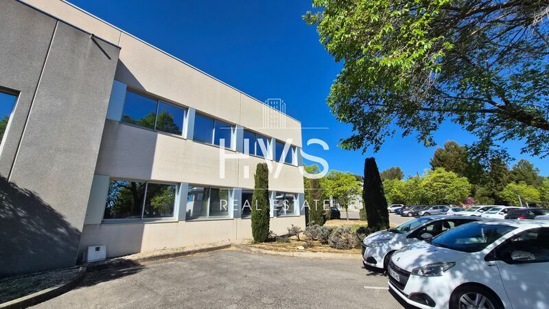 Office in Aix-en-Provence for lease - Building Photo - Image 1 of 6