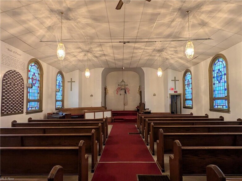 923 E 16th St, Ashtabula, OH à vendre - Photo du bâtiment - Image 3 de 16