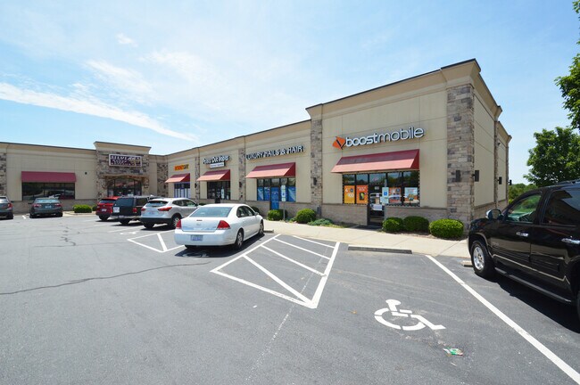 Plus de détails pour 150-190 Hanes Mill Ct, Winston-Salem, NC - Commerce de détail à louer