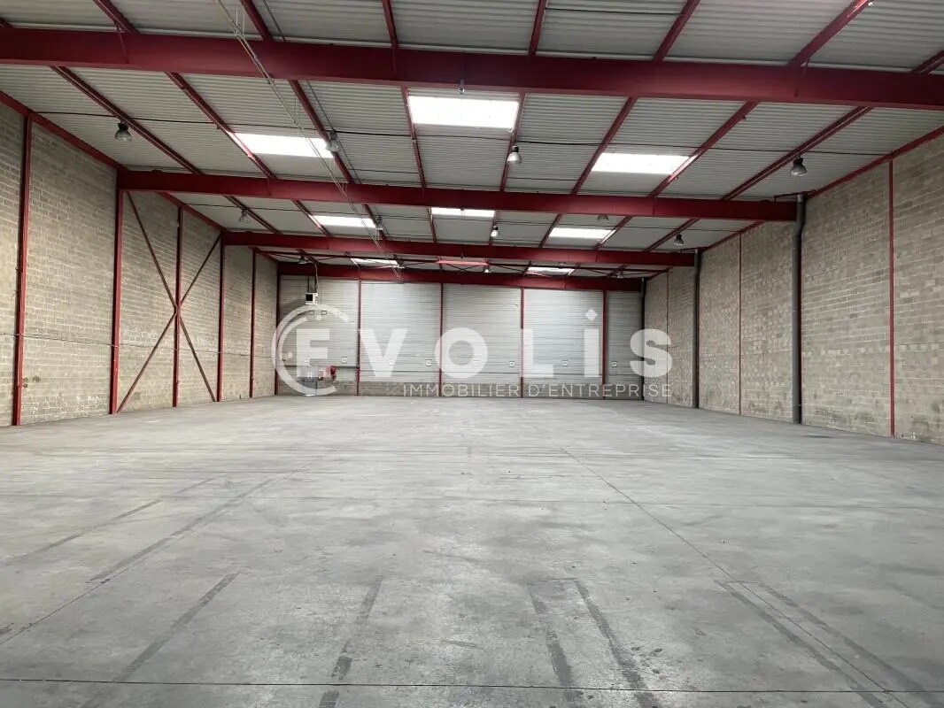 Industrial in Combs-la-Ville for lease Interior Photo- Image 1 of 6