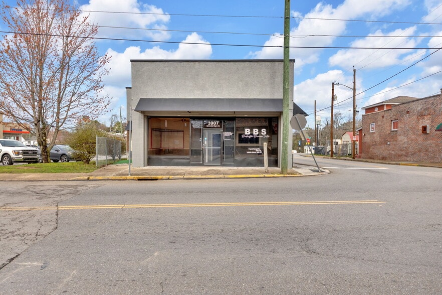 3907 Martin Luther King Jr Ave, Knoxville, TN for lease - Building Photo - Image 1 of 12