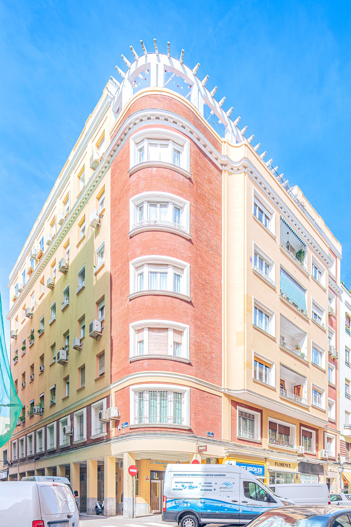 Commerce de détail dans Madrid, Madrid à louer Plan d’étage- Image 1 de 3