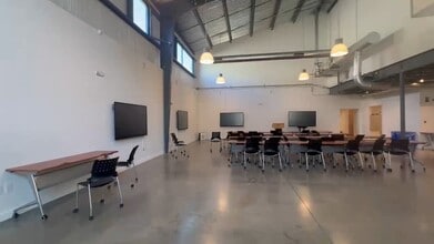 1023 Springdale Rd, Austin, TX for lease - Commercial Listing Video 