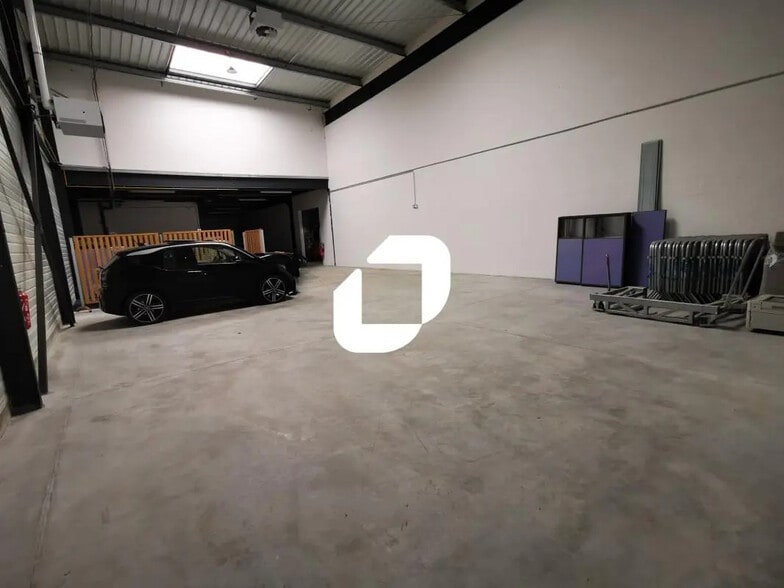 Bureau dans Collégien à louer - Photo intérieure - Image 1 de 6