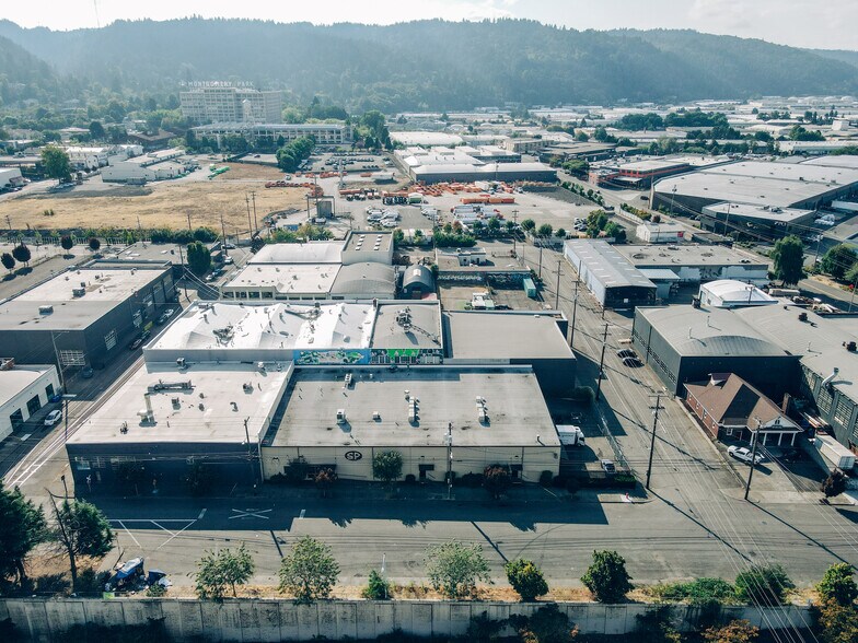 2331 NW 23rd Ave, Portland, OR à louer - Photo du bâtiment - Image 2 de 5