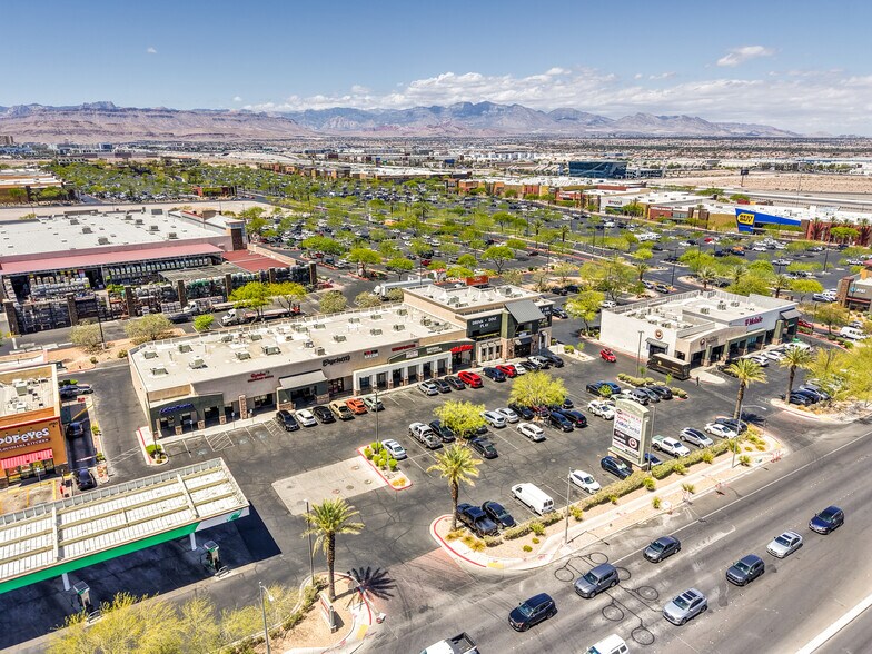 6945-6965 S Rainbow Blvd, Las Vegas, NV à louer - Photo du bâtiment - Image 2 de 6