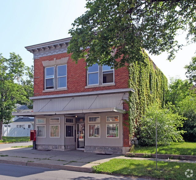 2201 Fairfield Ave, Fort Wayne, IN à vendre - Photo principale - Image 1 de 1