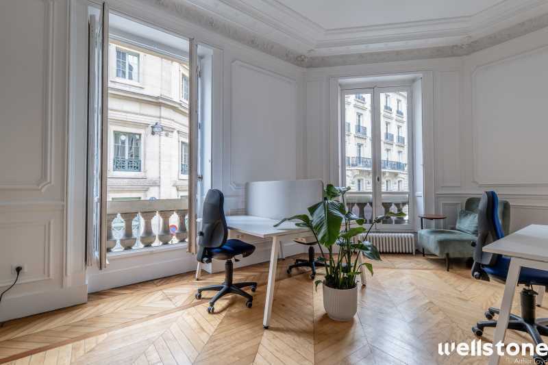 6 Rue Roquépine, Paris for lease - Building Photo - Image 2 of 13