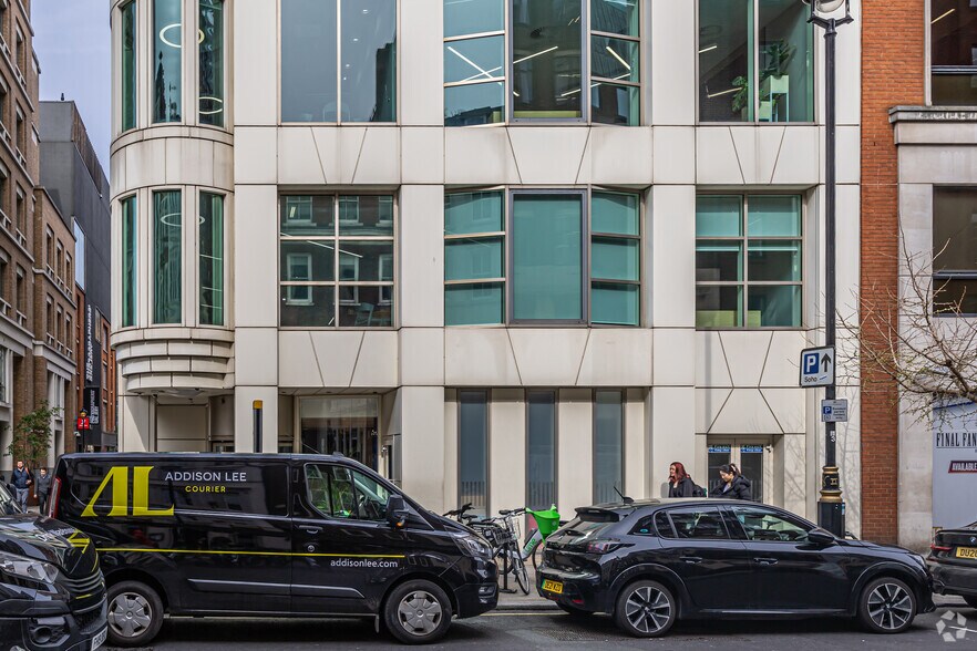 13 Great Marlborough St, London for lease - Building Photo - Image 3 of 3