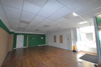 103 High St, Kirkcaldy à louer Photo intérieure- Image 1 de 4