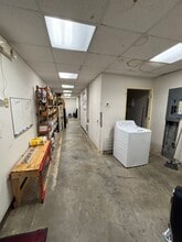 1129 Ogeechee rd, Savannah, GA for lease Interior Photo- Image 2 of 9