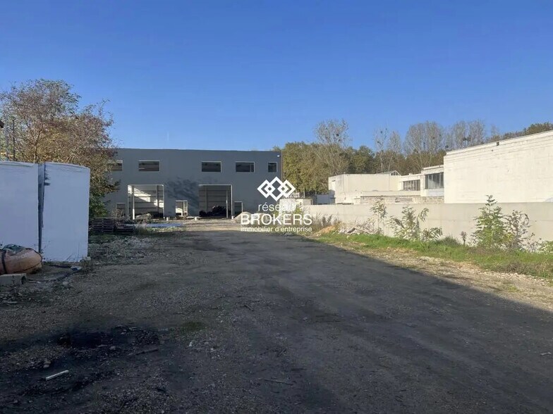 Industriel dans Bondoufle à vendre - Photo du bâtiment - Image 2 de 7