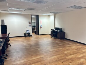 2900 S Harbor Blvd, Santa Ana, CA for sale Interior Photo- Image 2 of 4