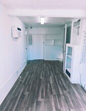 1032 Orange St, Redlands, CA for lease Interior Photo- Image 2 of 4