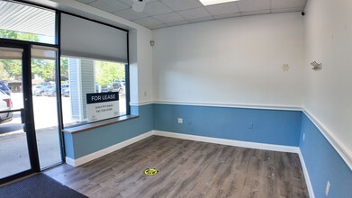 145 Faunce Corner Rd, Dartmouth, MA for lease Interior Photo- Image 2 of 18
