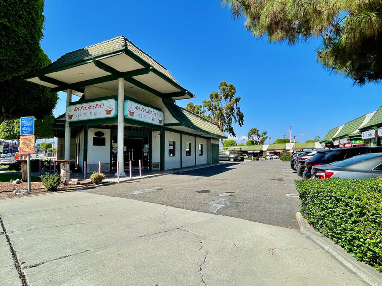 740 W Garvey Ave, Monterey Park, CA for lease - Building Photo - Image 2 of 10