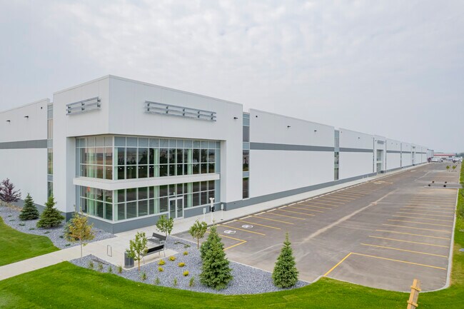 Plus de détails pour 5675 58 Av SE, Calgary, AB - Industriel à louer