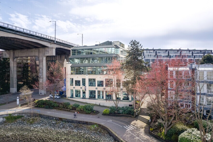 1505 2nd Ave W, Vancouver, BC for lease - Building Photo - Image 3 of 7