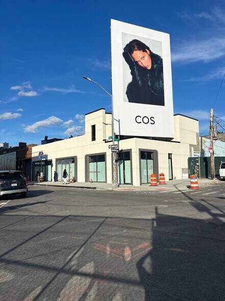 267 Kent Ave, Brooklyn, NY à louer - Photo du bâtiment - Image 1 de 1