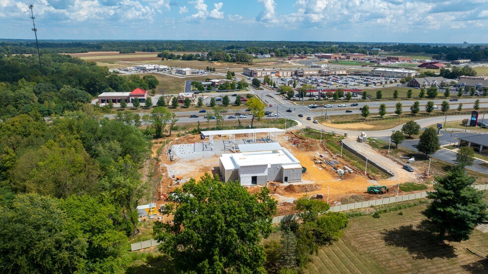 447 Oakbrooke Dr, Mount Washington, KY à vendre - Photo du bâtiment - Image 3 de 6