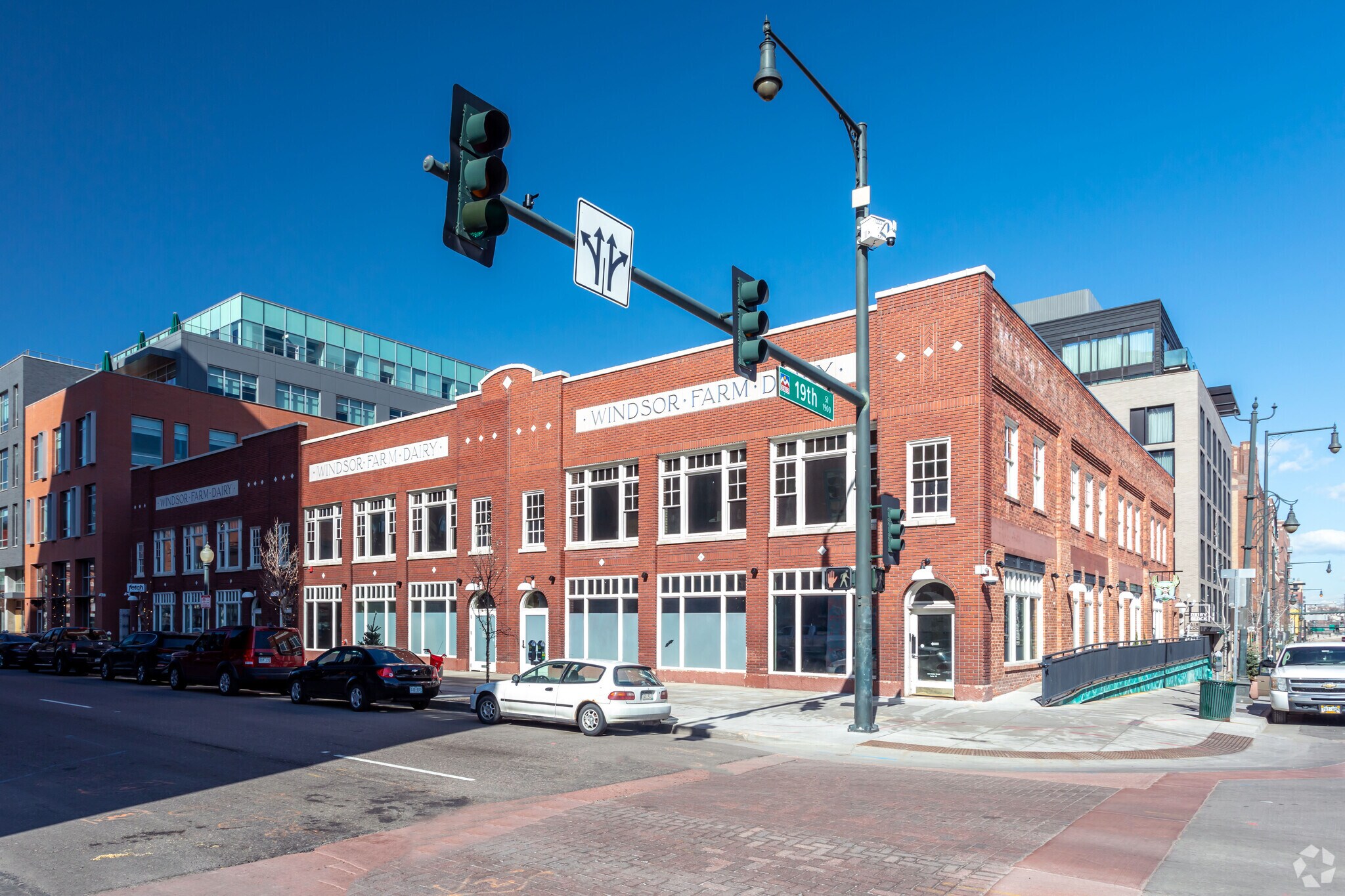 1855 Blake St, Denver, CO à louer Photo du bâtiment- Image 1 de 6