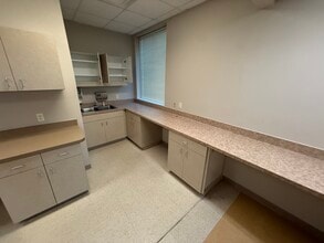 4600 SW 46th Ct, Ocala, FL for lease Interior Photo- Image 2 of 6