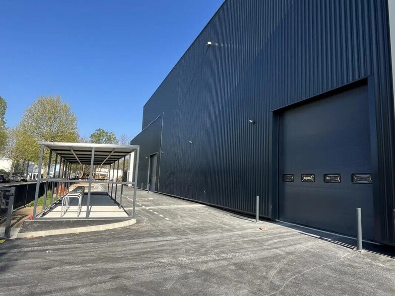20 Avenue Marcellin Berthelot, Villeneuve-la-Garenne for lease - Building Photo - Image 3 of 13