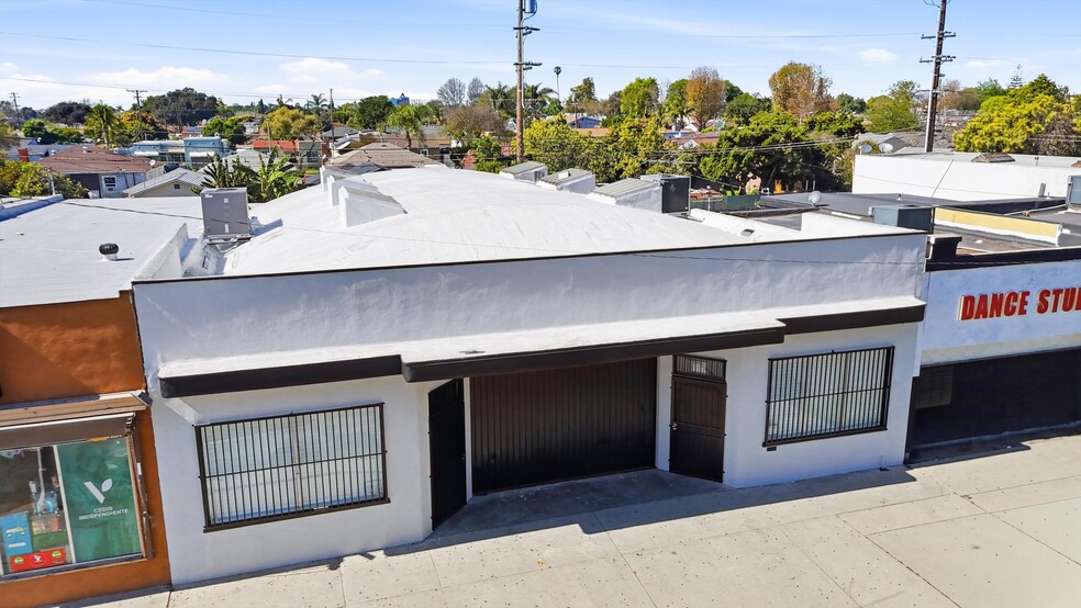 11317 Atlantic Ave, Lynwood, CA à vendre - Photo du bâtiment - Image 1 de 40