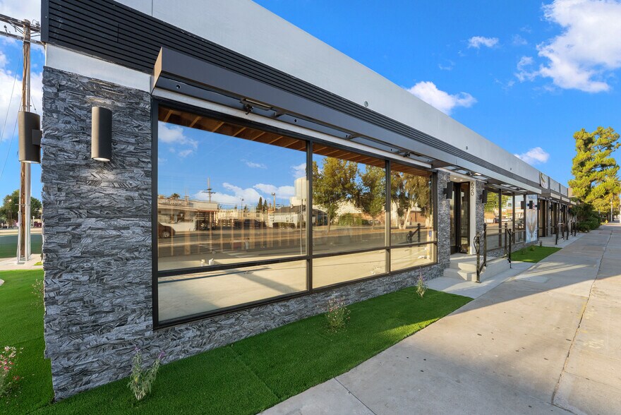 620 E Main St, El Cajon, CA à louer - Photo du bâtiment - Image 3 de 7