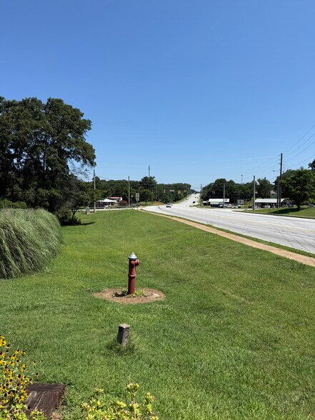 5246 HWY 441, Nicholson, GA à vendre - Photo du bâtiment - Image 3 de 5