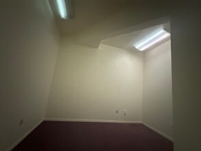 1342 Colonial Blvd, Fort Myers, FL for lease Interior Photo- Image 2 of 2