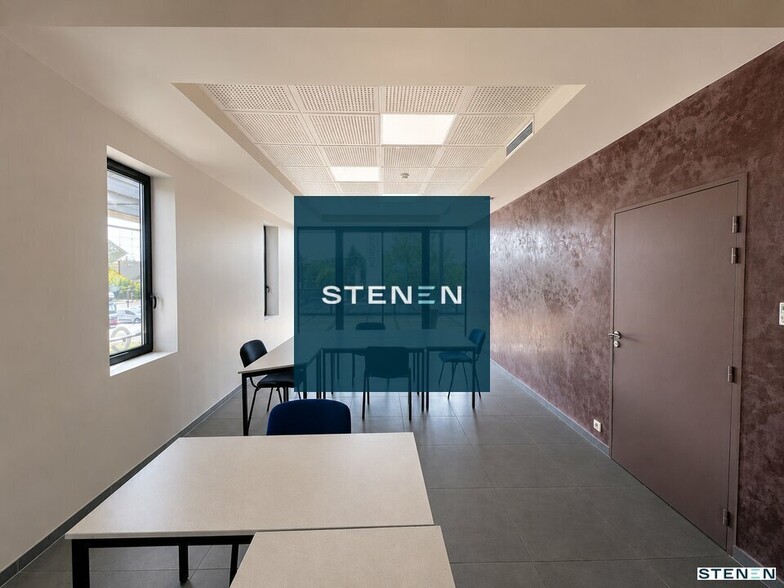 1 A Chemin De La Rollande, Avignon for lease - Building Photo - Image 1 of 8