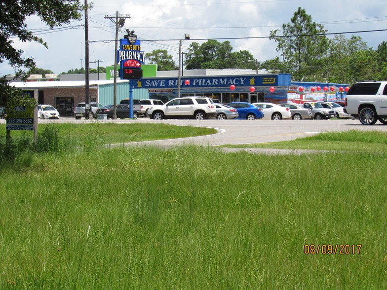 Green Acres And Washington Ave, Ocean Springs, MS for sale - Building Photo - Image 1 of 1